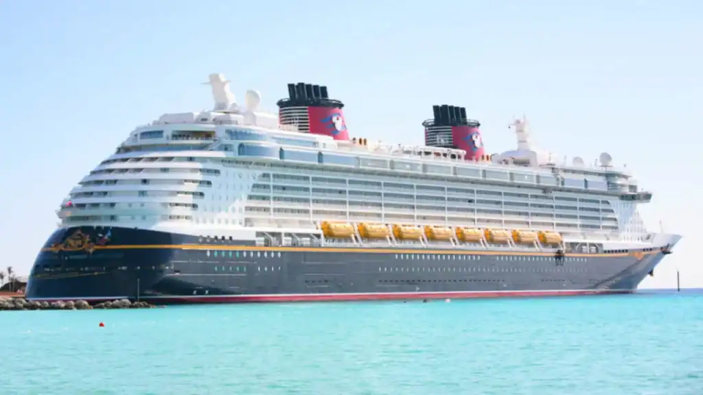 Traditional Cruise ship